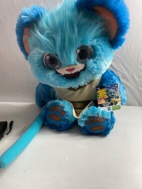 Hasbro Blue Star Wars Plush Character with Green Accent